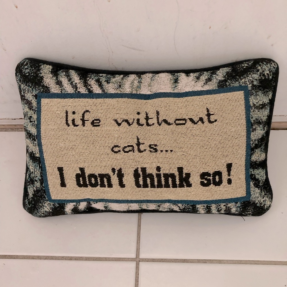Decorative Pillow with Cat Quote